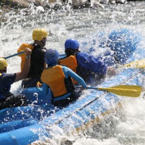 whitewater rafing