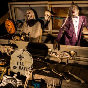 halloween decorations outside