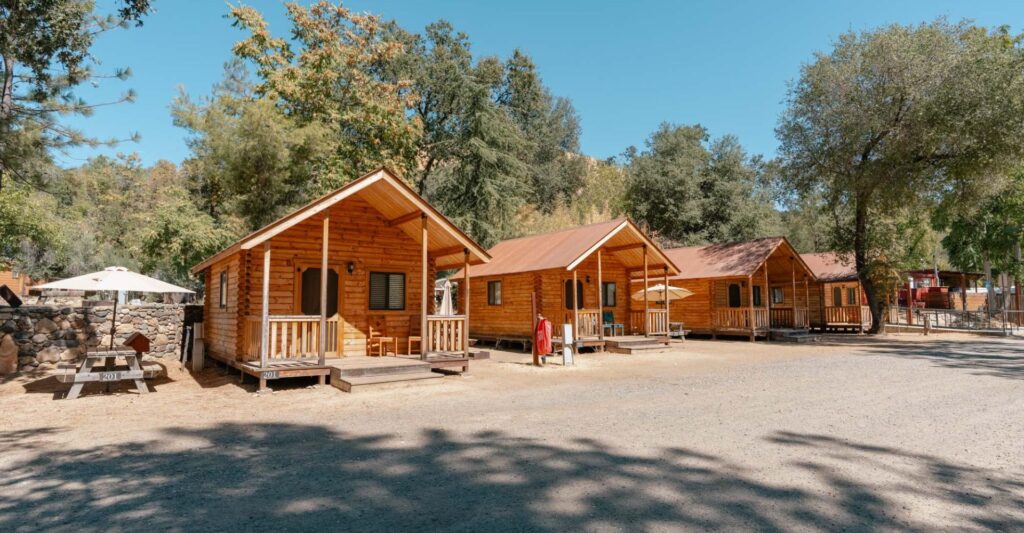 cabin rentals in Coloma
