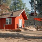 Cabin accomodations at Coloma Resorts- Minors Cabin image 3 exterior view