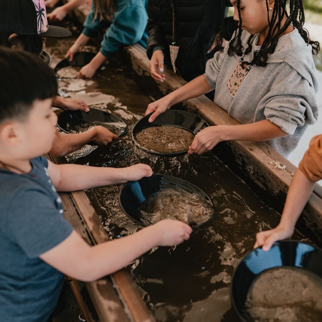 kids gold panning